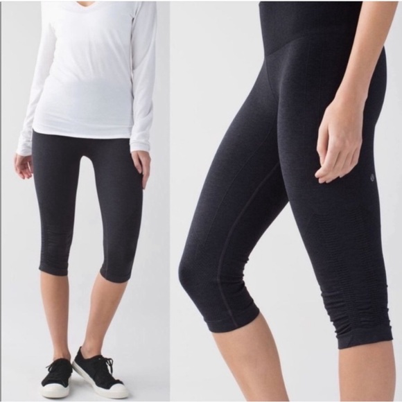 Lululemon In The Flow Crop II Heathered Inkwell grey Sz 4 compression leggings - Picture 3 of 12
